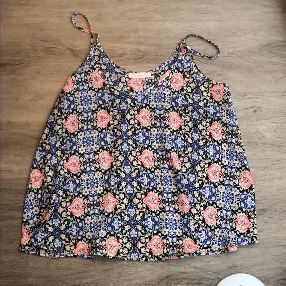 Black/pink/blue tank top from Lush - Picture 4 of 5